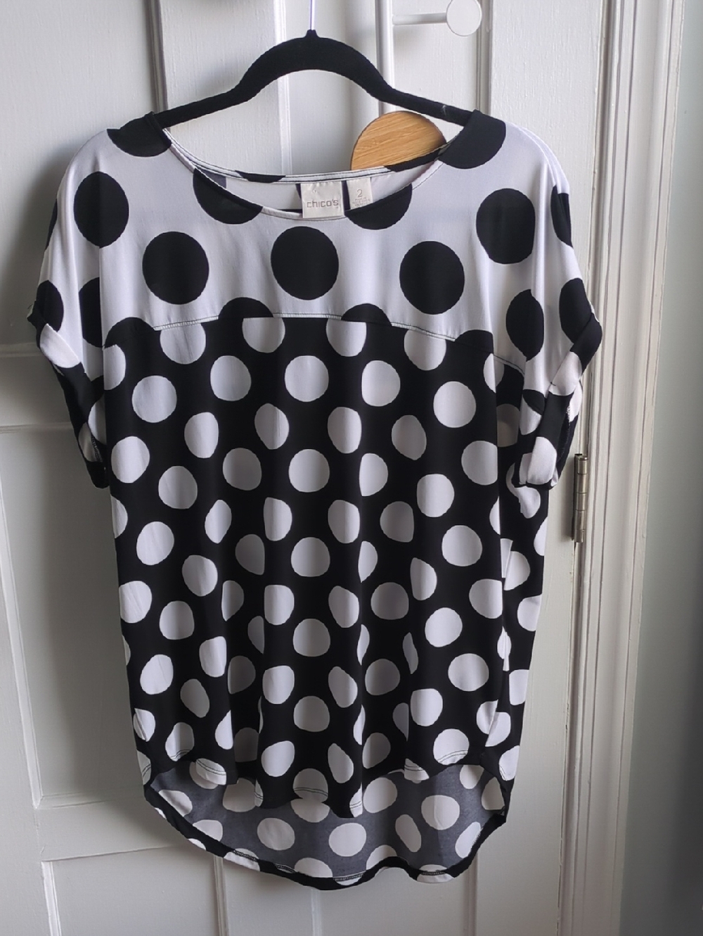 Chico's Black & White Polka Dot Short Sleeve Top